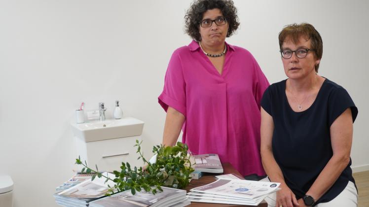 Genervte Kunden: Für Marion Haffke, Sonja Abeln hat sich die Störung in Bad Laer zu einem echten Problem ausgeweitet.