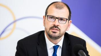 Bildungsminister Steffen Freiberg