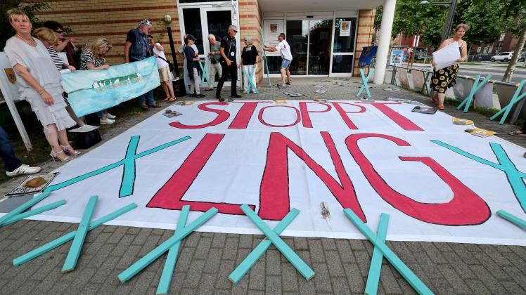 Proteste gegen LNG-Pläne auf Rügen