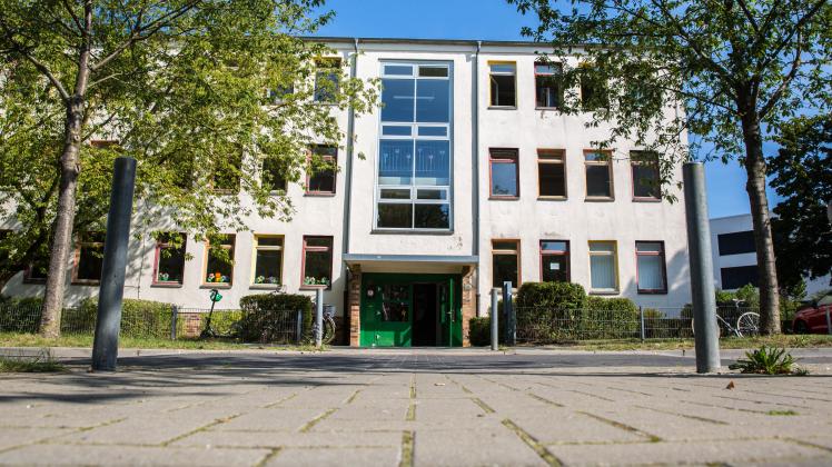 Friedensschule Schwerin Umzug