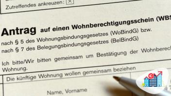 ARCHIV - 14.04.2013, Berlin: Ein Antrag auf einem Wohnberechtigungsschein (WBS). In Berlin versuchen immer mehr Menschen, mit Hilfe eines Wohnberechtigungsscheines (WBS) eine bezahlbare Wohnung zu ergattern. (zu «Immer mehr Berliner mit Wohnberechtigungsschein» vom 05.02.2018) Foto: Jens Kalaene/dpa-Zentralbild/dpa +++ dpa-Bildfunk +++