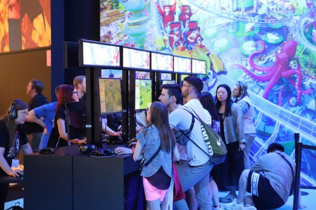 Zocken kann man auf der Gamescom an fast jeder Ecke. Zocken kann man auf der Gamescom an fast jeder Ecke.