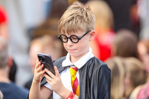 Bildergalerie: Knapp 1800 Harry-Potter-Fans Brechen Weltrekord In ...