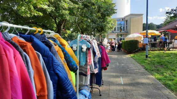 Flohmarkt am Fernsehturm Schwerin Flohmarkt am Fernsehturm Schwerin