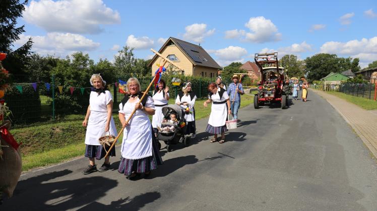 Gemeinde Bandenitz hält die Tradition des Erntefestes hoch SVZ