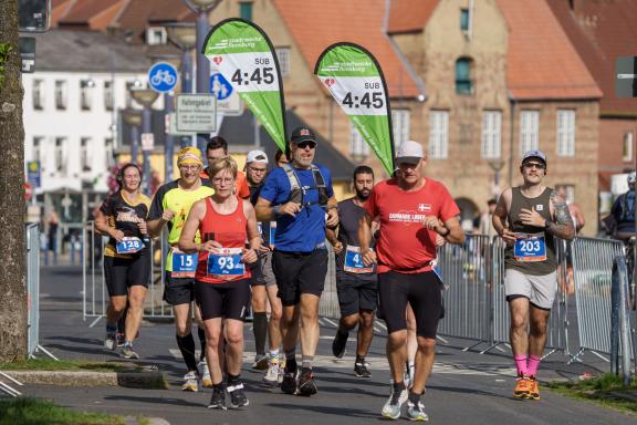 Zum fünften Mal findet der Flensburg Liebt Dich Marathon in Flensburg statt. - 03.09..2023 - Foto Marcus Dewanger Zum fünften Mal findet der Flensburg Liebt Dich Marathon in Flensburg statt. - 03.09..2023 - Foto Marcus Dewanger