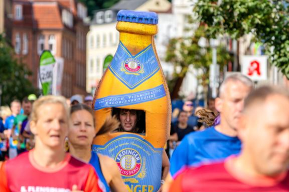 Zum fünften Mal findet der Flensburg Liebt Dich Marathon in Flensburg statt. Der Halbmarathon. - 03.09..2023 - Foto Marcus Dewanger Zum fünften Mal findet der Flensburg Liebt Dich Marathon in Flensburg statt. Der Halbmarathon. - 03.09..2023 - Foto Marcus Dewanger