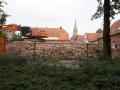 Das Heggen-Haus in Fürstenau ist nur noch ein Schutthaufen. Jetzt hat man einen freien Blick auf die St. Georg-Kirche. 