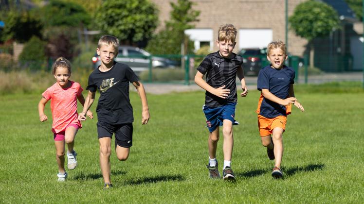 Kinder der Grundschule Eicken bereiten sich auf den Meller Stadtlauf vor - 05.09.2023