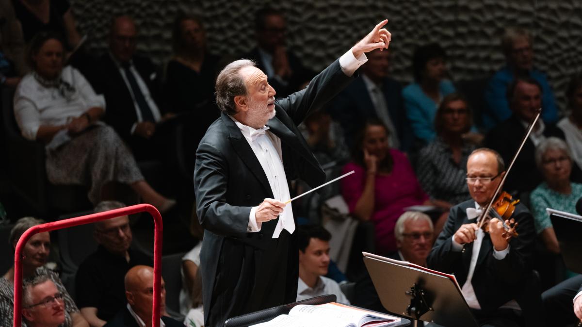 Riccardo Chailly Und Die Mailänder Scala In Der Elbphilharmonie | NOZ