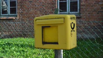 Toter Briefkasten? Wer in Hassendorf seine Post verschicken wollte, brauchte Mut.