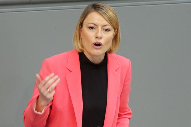 Clara Bünger Clara Bünger