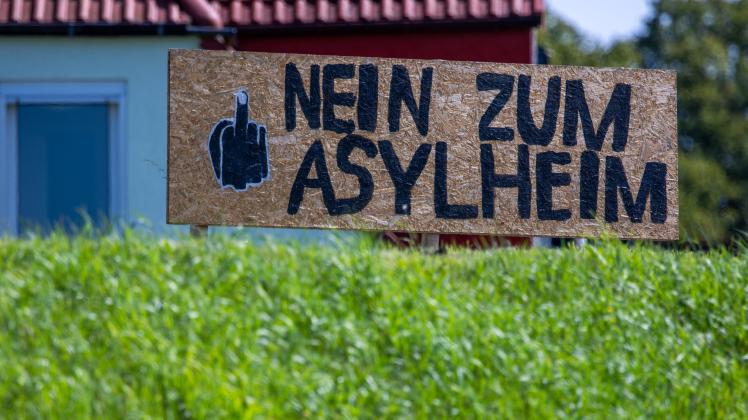 Protest gegen neue Flüchtlingsheime nimmt deutschlandweit zu