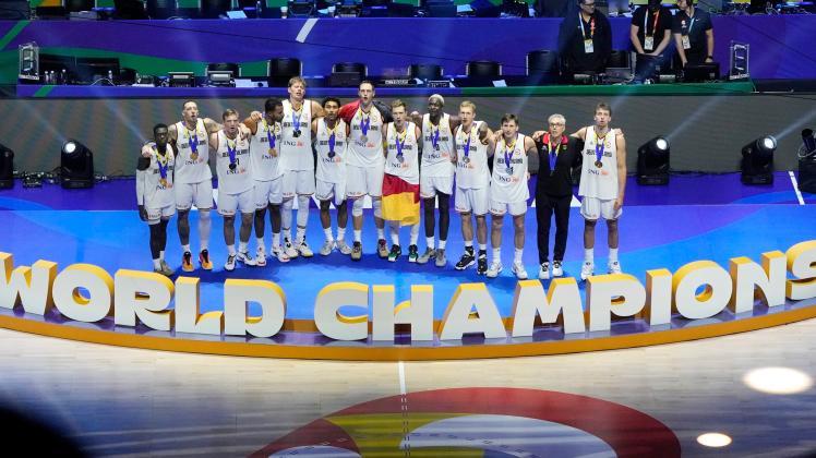 Basketball-WM 2023 - Serbien - Deutschland