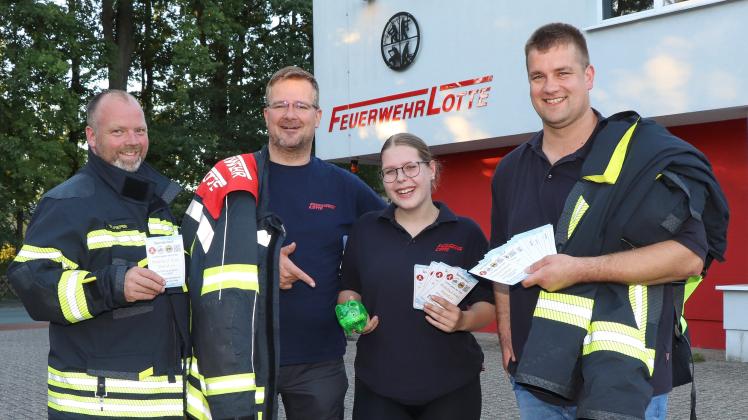 Beim "Kreislauf 2023" einer Benefizaktion vom Verein Laufen-gegen-den-Krebs mit den 26 Feuerwehren im Kreis Steinfurt sind unter anderen aus Lotte Thorsten Pieper (von links), Daniel Glindhaus, Lea Fißbeck und Marcel Cord dabei.