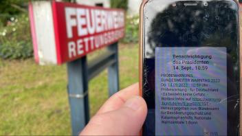 Benachrichtigung des Präsidenten Warntag Handy Delmenhorst Feuerwehr