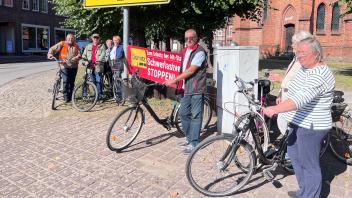 Fahrradkorso Bürgerinitiative „Lkw raus“