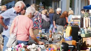 Viele Aussteller, viele Besucher: Der Flohmarkt in Ganderkesee war ein voller Erfolg. Herbstmarkt 2023