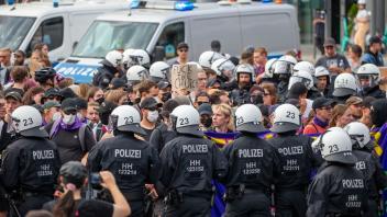 Demo gegen Abtreibungen und assistierten Suizid