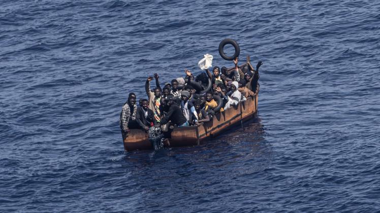 Migranten wagen trotz Unfällen die Mittelmeerüberfahrt