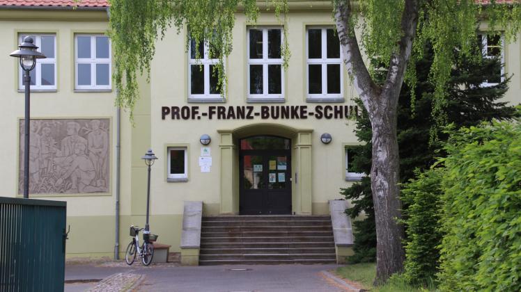 Schule Schwaan