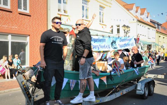 Goldberg Festumzug Angler und Sportfischer Goldberg Festumzug Angler und Sportfischer