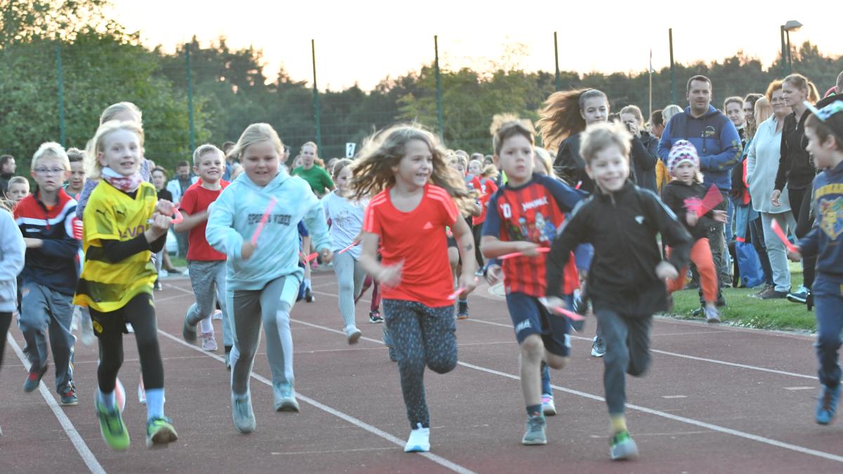 Schulen in Lützow und Rehna laden zum Lichterlauf SVZ