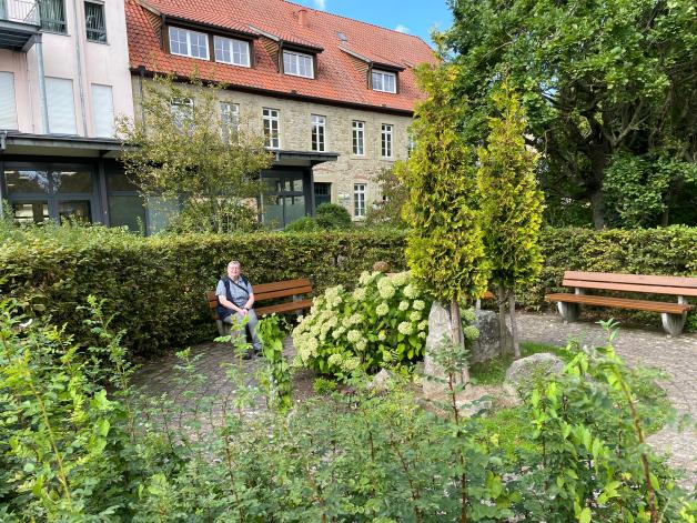 Annette Schürmann bekam mit 44 Jahren die Diagnose Brustkrebs. Sie fiel in ein tiefes Loch. Heute geht es ihr wieder gut. Annette Schürmann bekam mit 44 Jahren die Diagnose Brustkrebs. Sie fiel in ein tiefes Loch. Heute geht es ihr wieder gut.