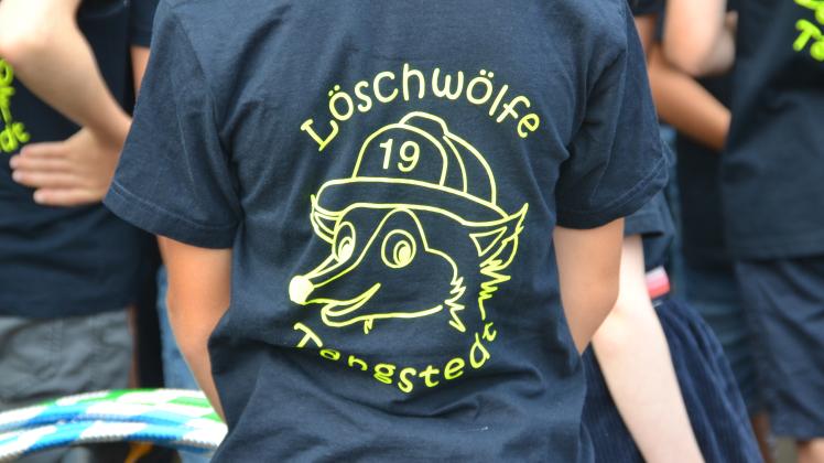 Cooles T-Shirt – coole Kids – „Löschwölfe” ist der Name der ersten Kinderfeuerwehr im Kreis Pinneberg. Sie kommt aus Tangstedt.