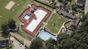Bad Iburg: Luftbild Freibad Sebastian Kneipp Allee