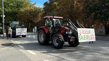 Die Landwirte protestieren am Donnerstag in Kiel.