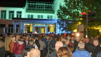 Ehemaligentreffen Gymnasium Melle 2023, 75 Jahre, Party, Jahrgangstreffen, Bunte Lichter,Party