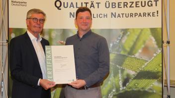 Friedel Heuwinkel (Präsident Verband Deutscher Naturparke e.V.), Oliver Knagge (Geschäftsführer Naturpark Wildeshauser Geest)