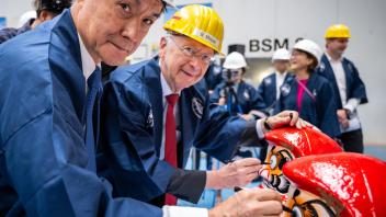 Startschuss Meyer Werft x NYK Cruises