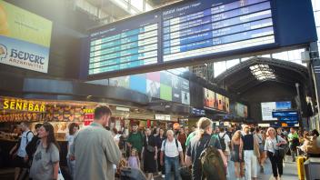 Nach Bränden an Bahnstrecken