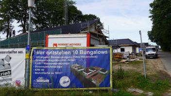 Zehn Bungalows baut Franz Heggemann derzeit am Weidenweg in Haselünne-Eltern. Die Flächen gehören dem Projektplaner schon seit vielen Jahren.