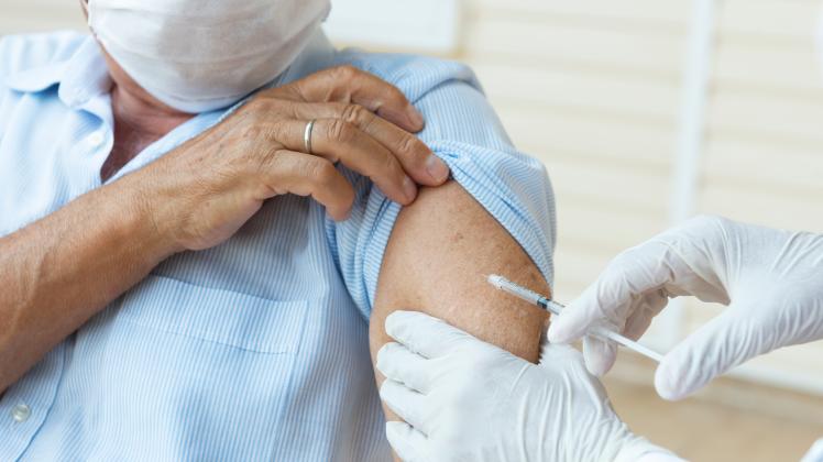 Impfung gegen Grippe, Corona, Pneumokokken gleichzeitig möglich