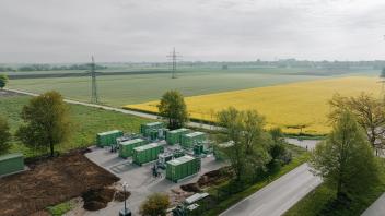 Invest von mehreren Millionen Euro in Batteriespeicher in Weener 