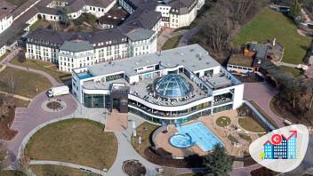 Das staatliche Heilbad Bad Rothenfelde mit Gradierwerk und Wellnessangeboten wie der Carpesol-Spa-Therme (hier im Bild) gehört zu den nachgefragtesten Standorten der Region Osnabrück. Das bildet sich auch in den sehr hohen Kaufpreisen für Ein- und Zweifamilienhäuser in dem Kurort ab, wie der NOZ-Immobilienatlas zeigt.