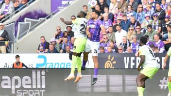 2. Bundesliga - VfL Osnabrück - 1. FC Kaiserslautern am 01.10.2023 an der Bremer Brücke in Osnabrück Richmond Tachie (Ka