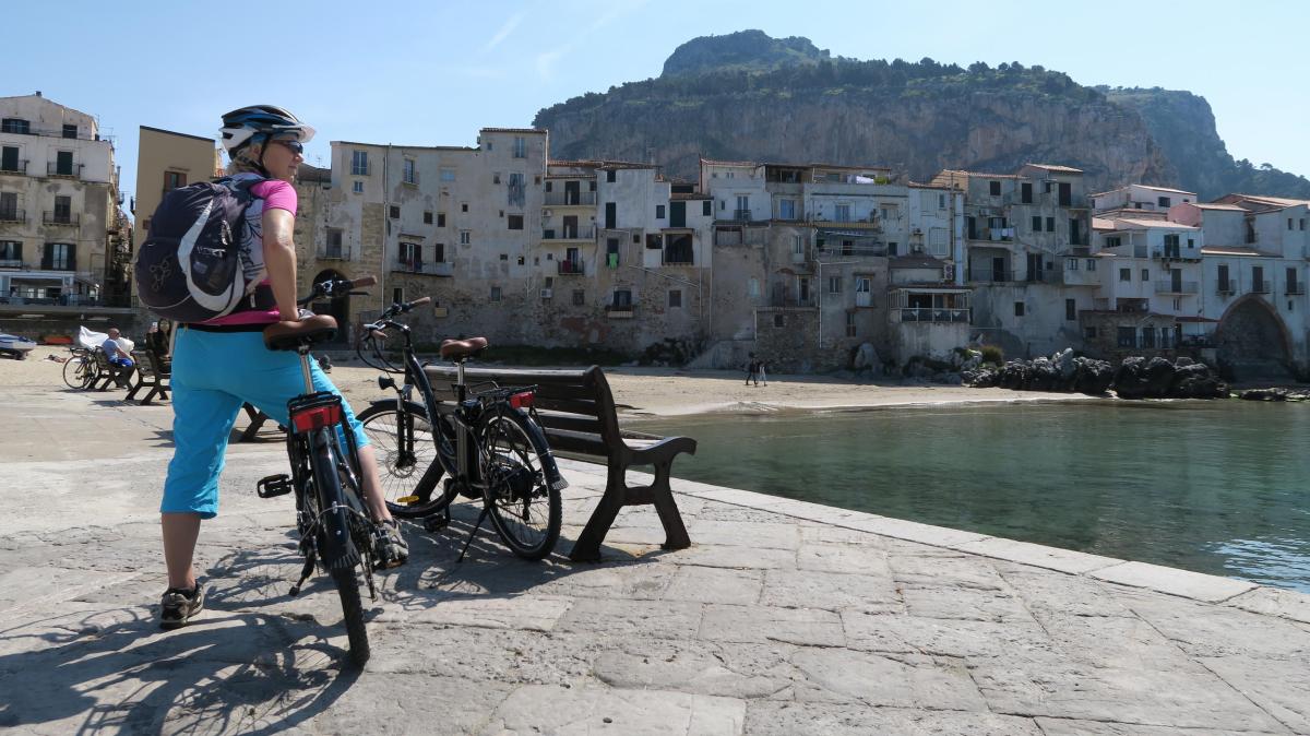Vacanze sportive in Italia in autunno: pedalare senza stress da caldo