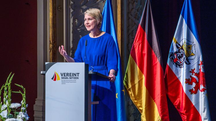 Jahrestag der Deutschen Einheit in Schwerin gefeiert SVZ