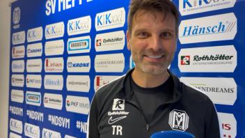 SV Meppen Cheftrainer Adrian Alipour nach dem Pokalsieg gegen Drochtersen/Assel