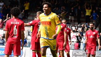 Foto Rolf Tobis5.8.2023Atlas 1  Hildesheim Raoul Cisse