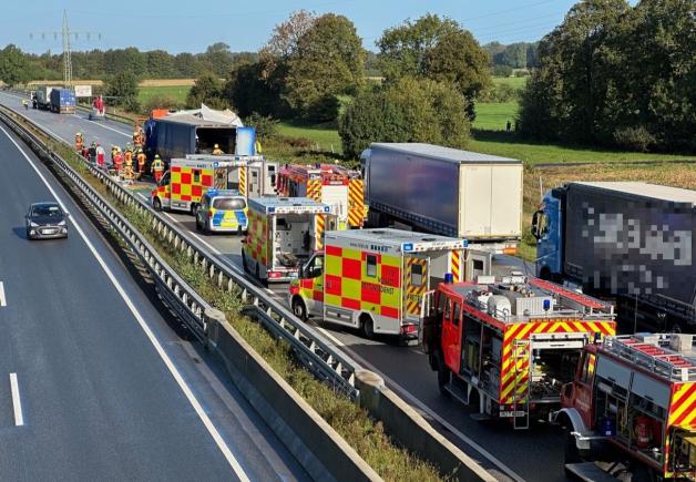 Unfall Mit Lkw: Vollsperrung Der A7 Ab Warder Richtung Flensburg | SHZ