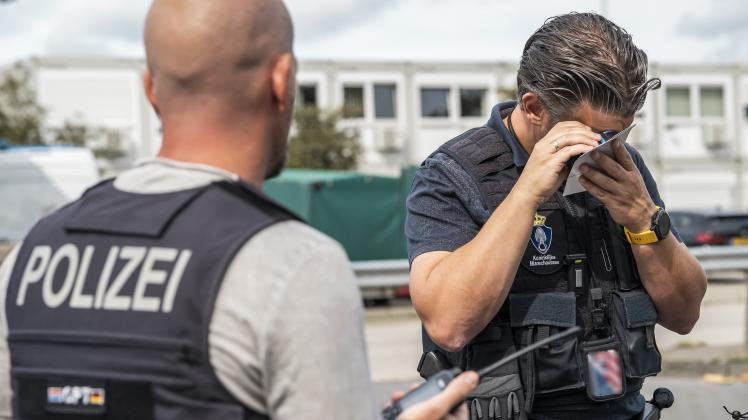 Twist: Gesuchter Straftäter Von Polizei An Der Grenze Gestellt | NOZ