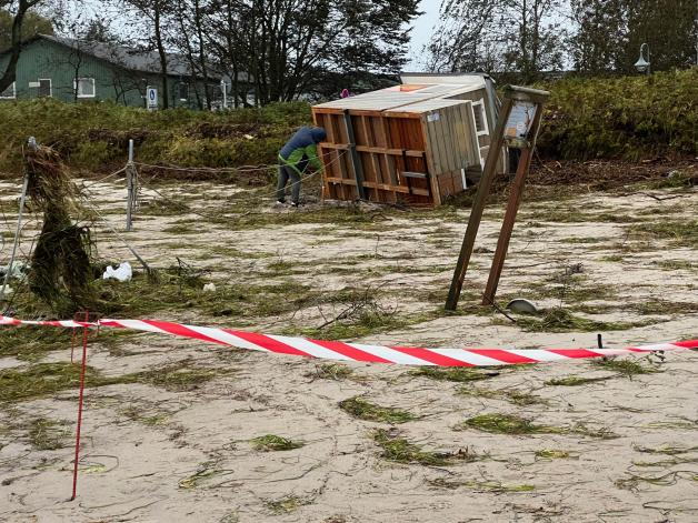 Sturmflut an der Ostsee Große Schäden in Glücksburg und Holnis SHZ