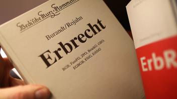 Vermögen vererben ohne Ärger - Erbrechtsmythen im Faktenchec