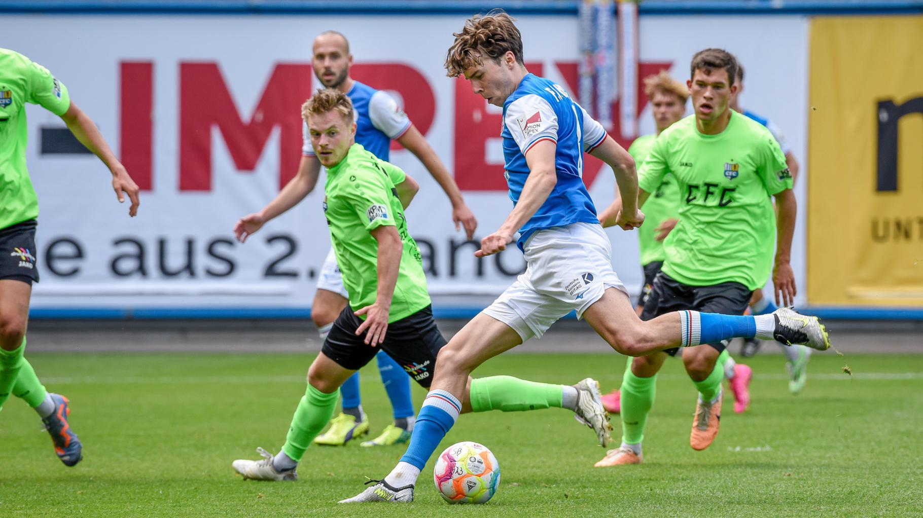 Ein Elfmeter entscheidet das Spiel gegen den FC Hansa Rostock II