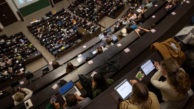 Jüdische Studenten berichten von Antisemitismus an deutschen Unis NOZ
